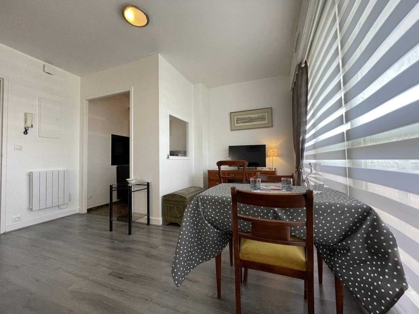Appt 1 Piece La Rochelle - Lr820-0d2 * Ла-Рошель